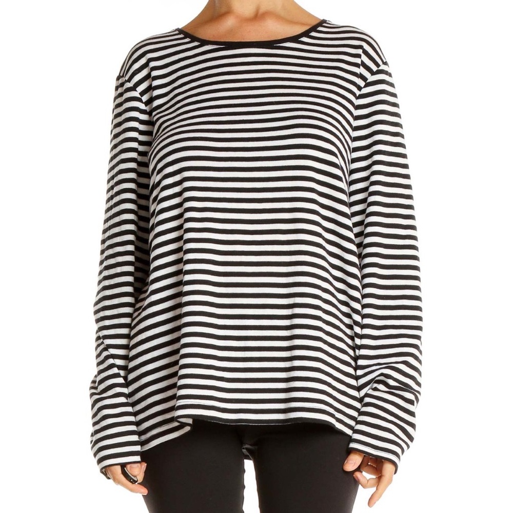 2/$12 Chico’s Oversized Striped Blouse with Decorative Zippers - Black / White